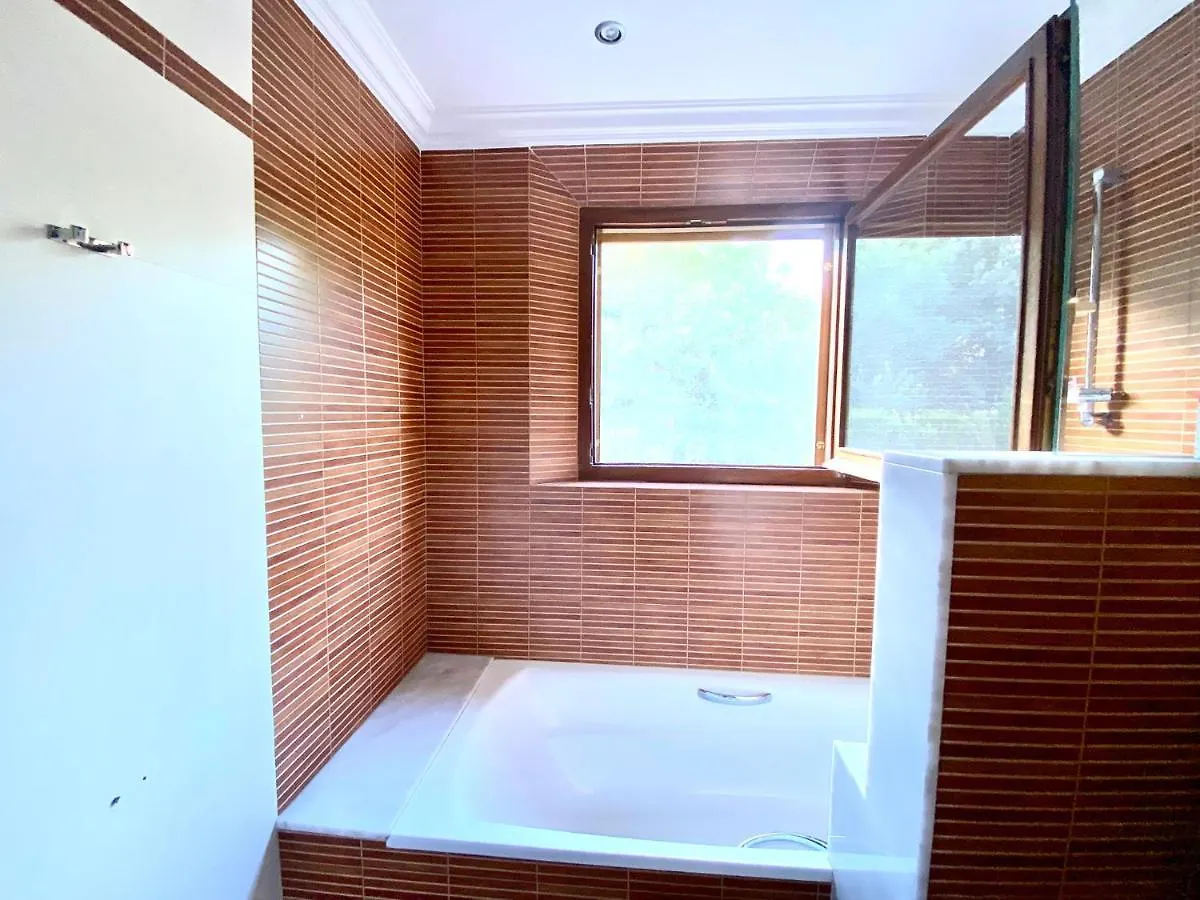 Chalet Boutique Con Chimenea Y Indoor Pool Gerona Spanje
